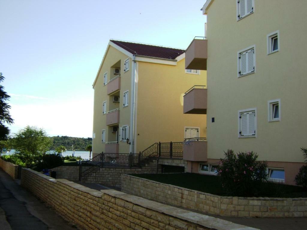 Dalmacia Apartments Srima Exteriör bild