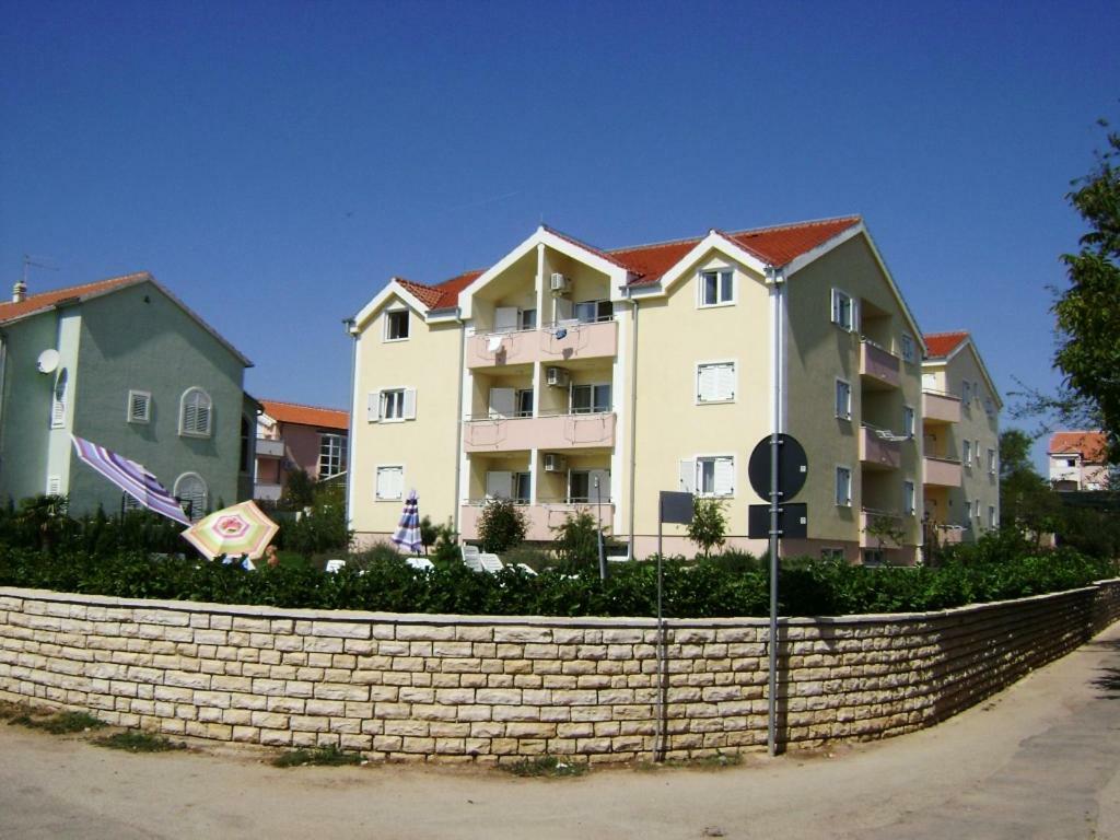 Dalmacia Apartments Srima Exteriör bild